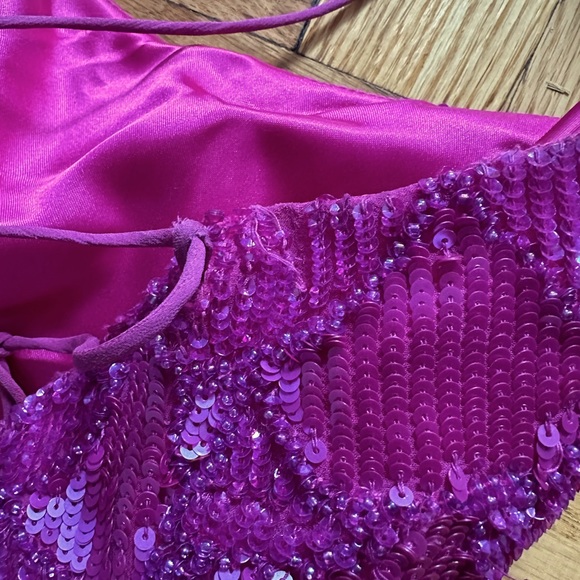 Aidan Mattox Sequin Dress Size 6 - Picture 5 of 5